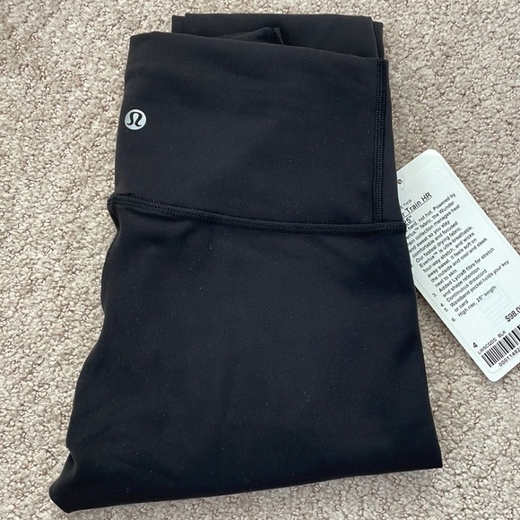 lululemon athletica Pants - NWT Lululemon Black Wunder Under High-Rise Tight 25" Size 4